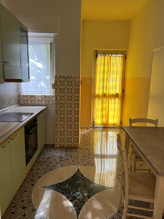 Gg Apartment サロ エクステリア 写真